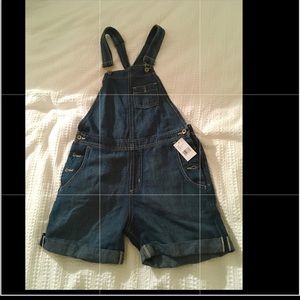 Denim Shorts Overalls NWT. Fit like a medium